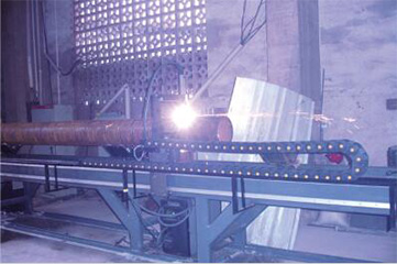 不朽情缘CNCG系列轻型数控相贯线切割机